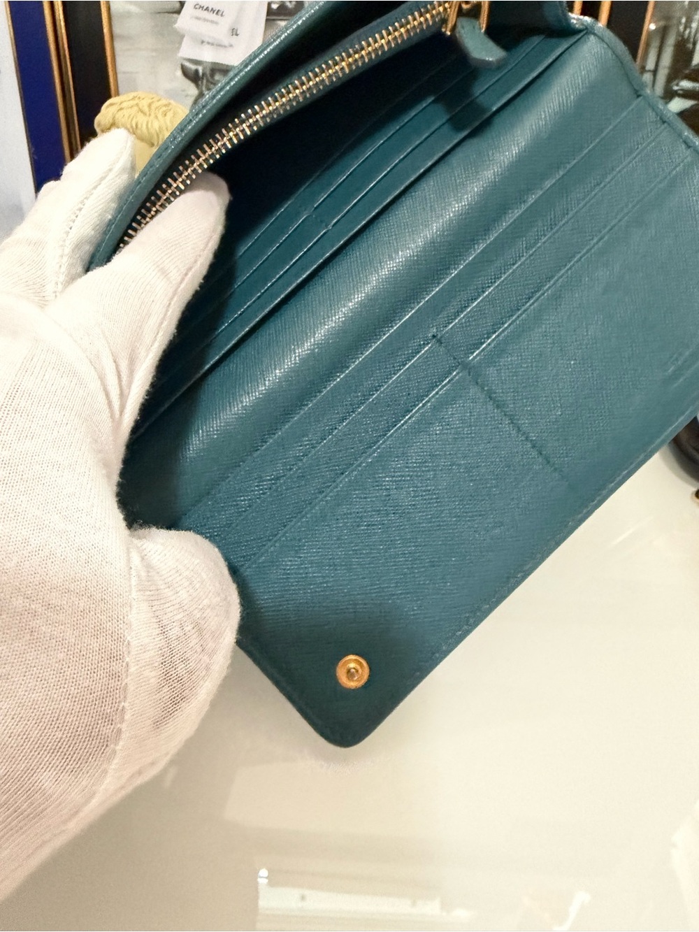 Authentic Prada Saffiano Leather wallet with free chain & COA ❤️ - Picture 11 of 15